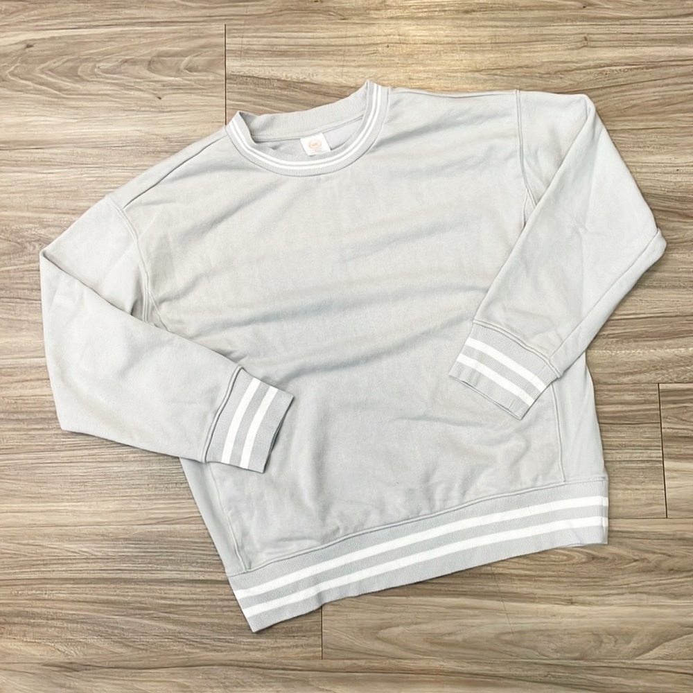Wonder Nation slate blue sweater
